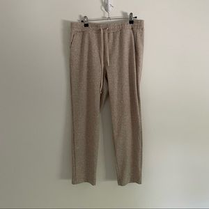Medium Loft Casual striped joggers in tan and white